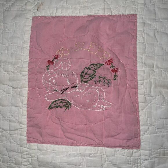 Vintage Baby Quilt Embroidered Goodnight Prayer Lay Me Down to Sleep 40” x 51” - Picture 6 of 16